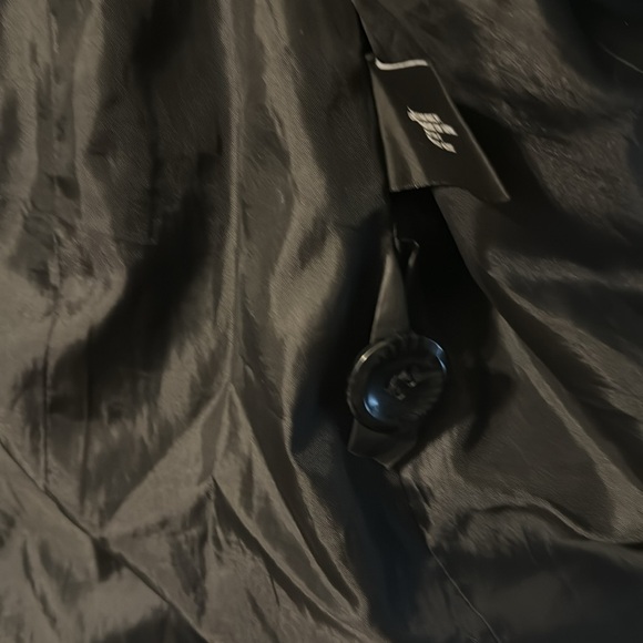 Cookies&Cream Peacoat - Picture 3 of 6